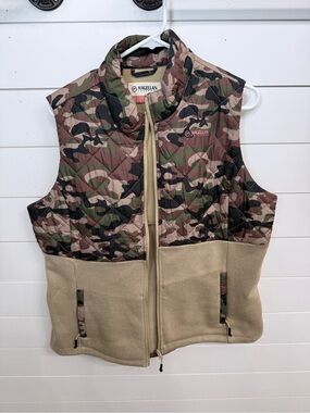 Magellan Outdoors Camo Quilted Vest with Tan Accents